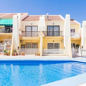 https://tenerife-house-mareverde.in-canary-islands.com
